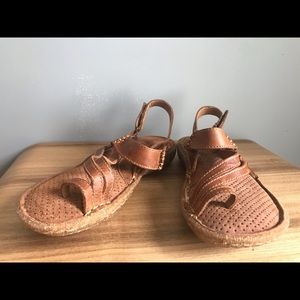 Born leather sandals
